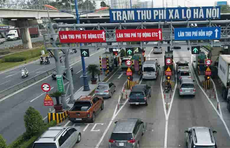 Từ ngày 01/8/2022, triển khai thu phí không dừng (ETC) đồng bộ trên tất cả tuyến đường cao tốc (Ảnh: Ngọc Dương)